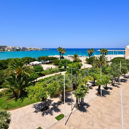 Balcone Su 3* Otranto